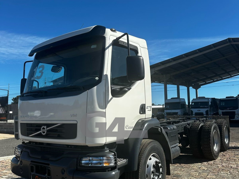 VOLVO VM 270 6X4 2012/2013