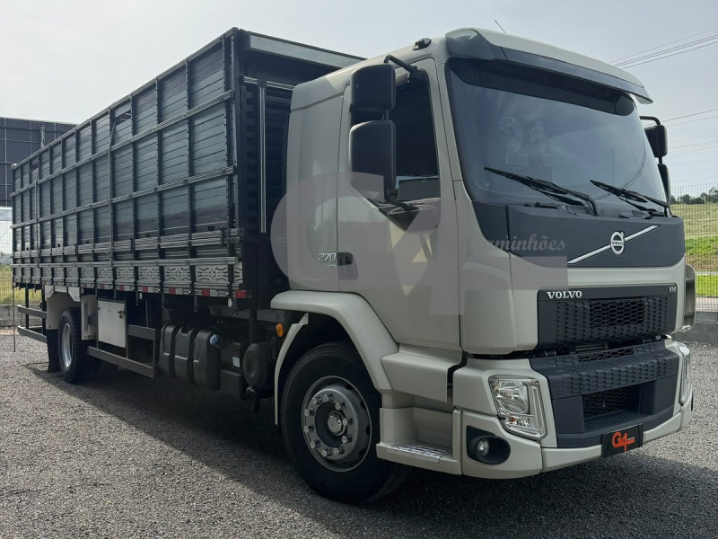 VOLVO VM 270 4X2 2021
