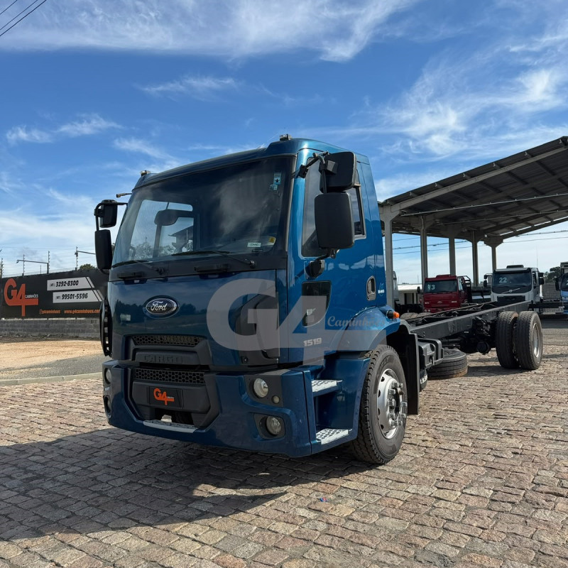 FORD CARGO 1519 2014